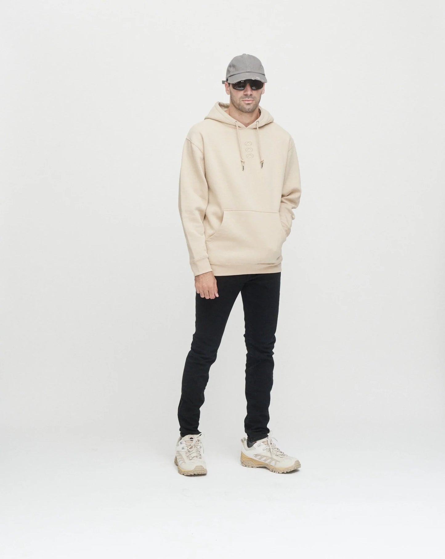d e s ï r e - Beige Hoodie