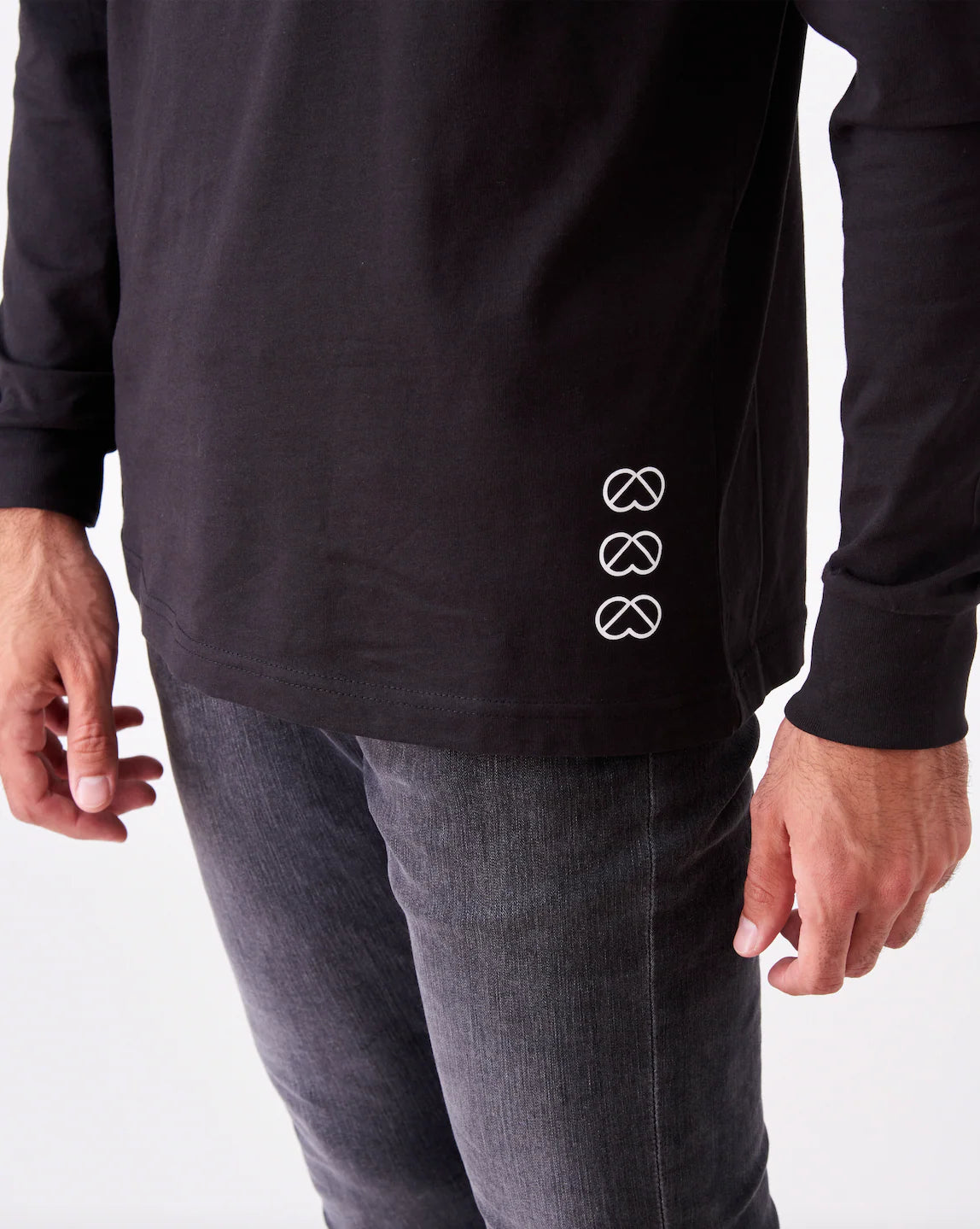 d e s ï r e - Black Long Sleeve - 100% Cotton