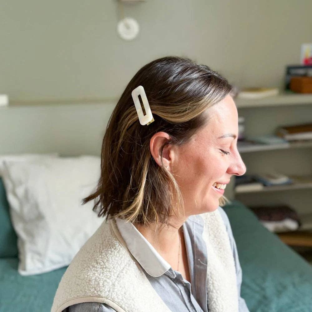 Modern Rectangular Hair Clips: Pearl