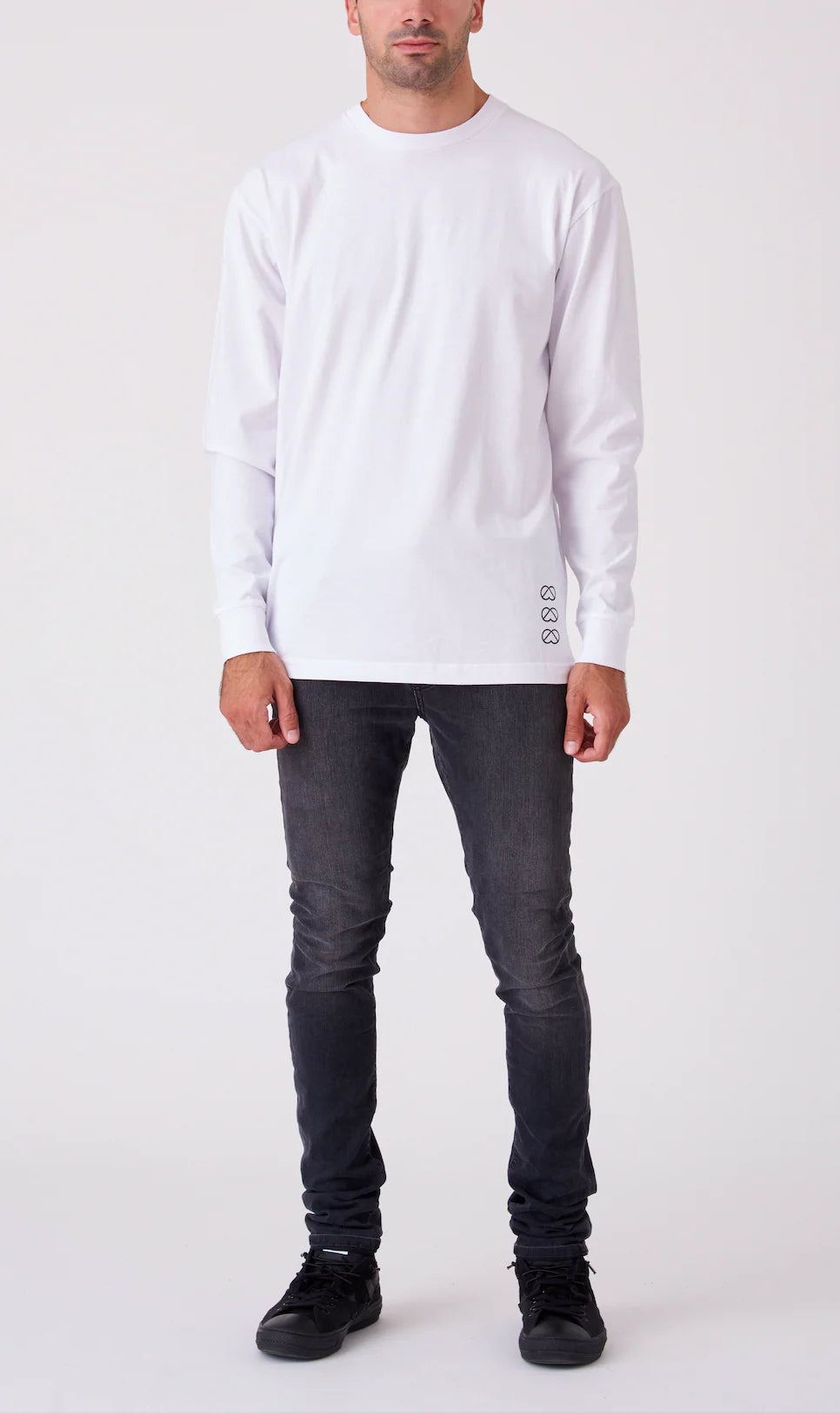 d e s ï r e - White Long Sleeve - 100% Cotton