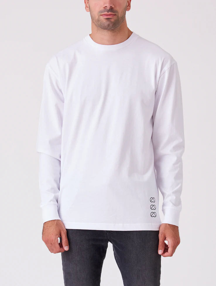 d e s ï r e - White Long Sleeve - 100% Cotton