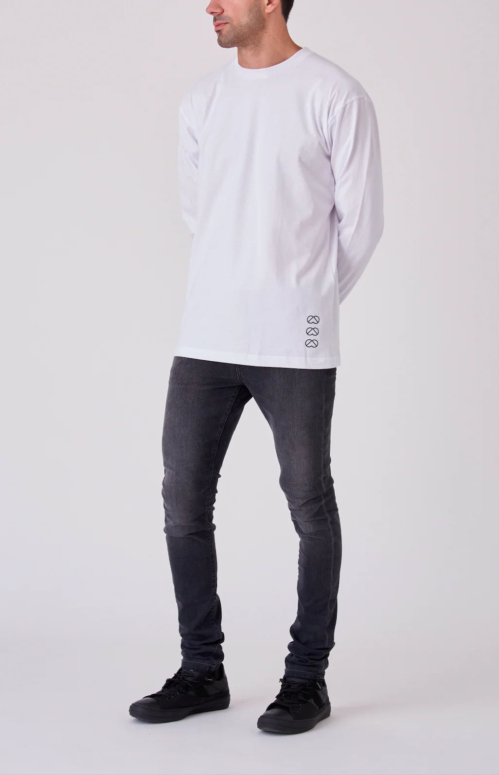 d e s ï r e - White Long Sleeve - 100% Cotton