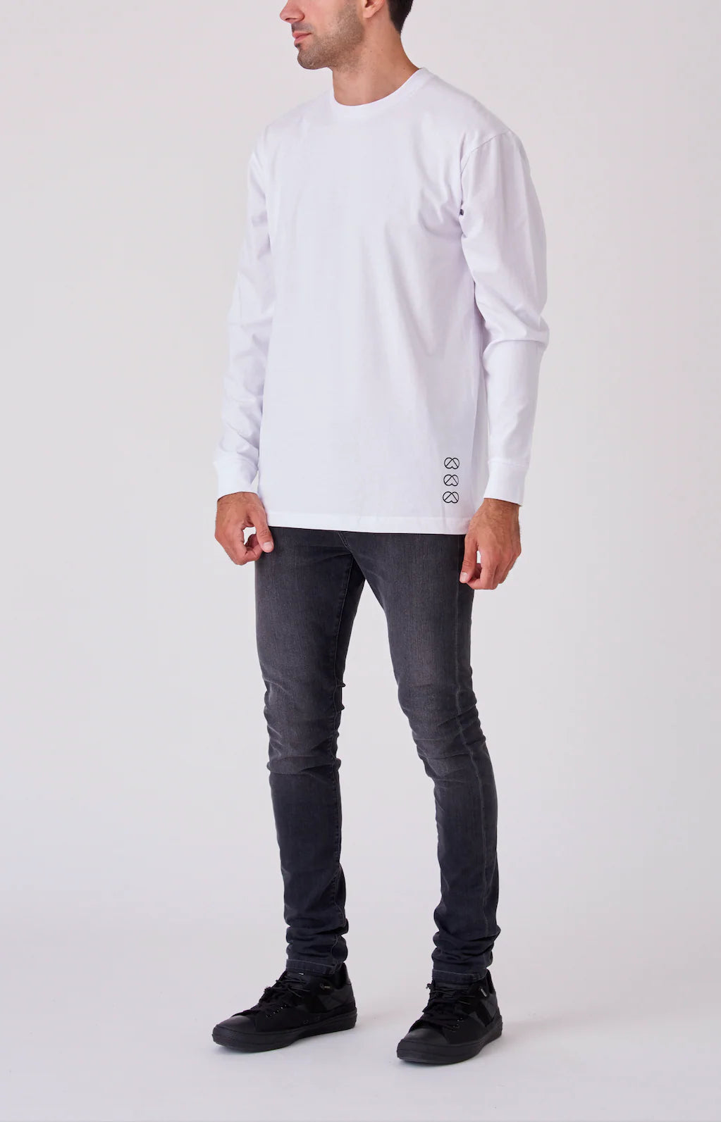 d e s ï r e - White Long Sleeve - 100% Cotton